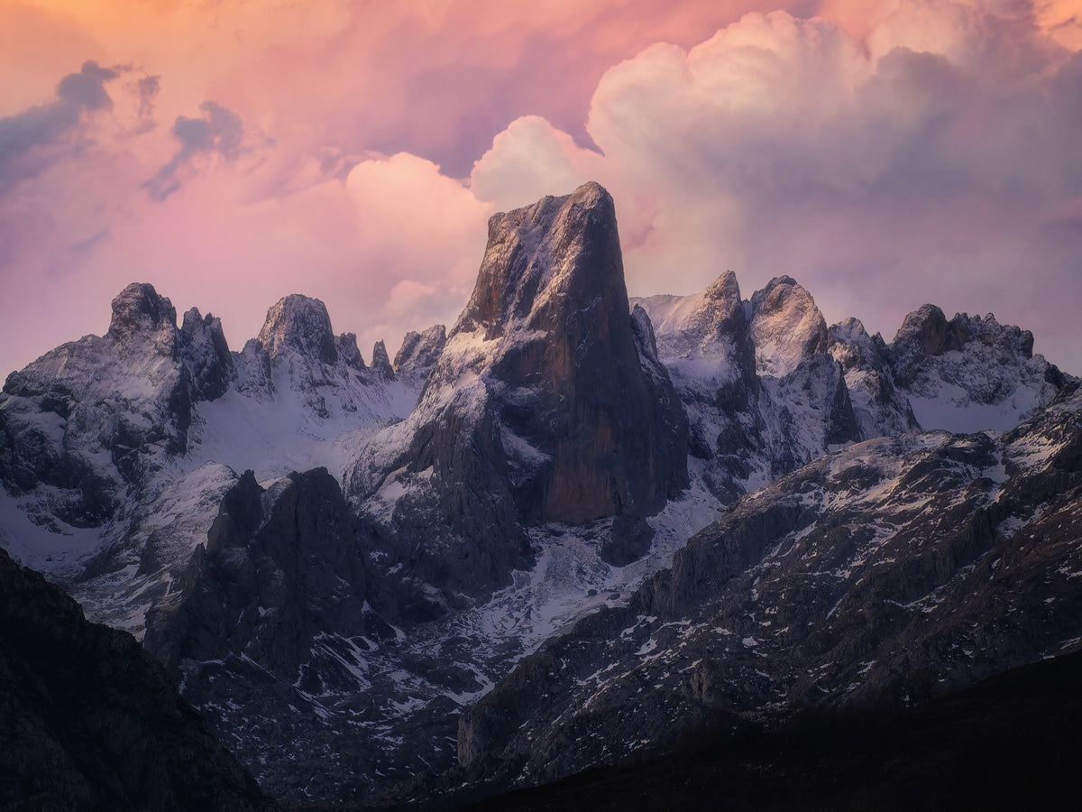 Naranjo de Bulnes al atardecer, Picos de Europa